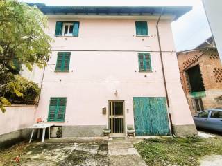 Casa indipendente in vendita a borghetto di borbera via roma, 85