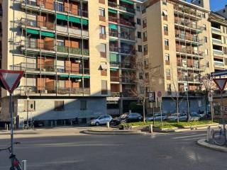 Garage in affitto a milano via carlo vittadini, 3