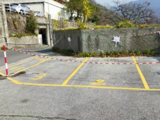 Posto auto in vendita a genova via tre pini