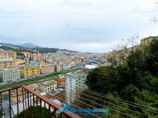 Appartamento in vendita a genova 