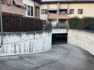 Garage in vendita a valsamoggia via castelfranco