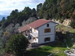 Villa in vendita a montefranco strada di montemoro