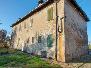 Casa indipendente in vendita a colorno località sanguigna, 85