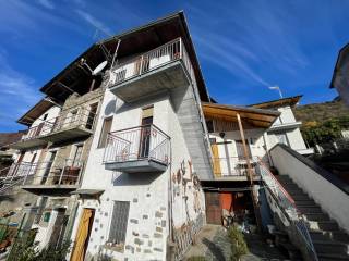 Casa indipendente in vendita a buglio in monte via belvedere