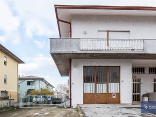 Casa indipendente in vendita a verucchio via victor hugo, 33