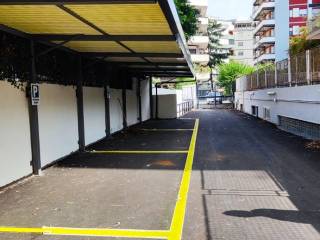 Posto auto in affitto a palermo via giuseppe sciuti, 91a