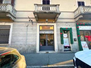 Negozio in vendita a moncalieri via cavour, 66/a