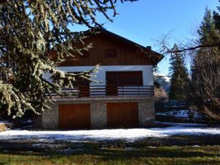 Villa in vendita a castione della presolana via santuario