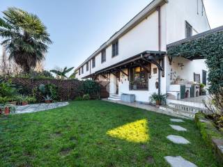 Villa a schiera in vendita a modena via g. gambigliani zoccoli, 89