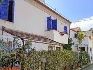 Casa indipendente in in vendita da privato a pescara via guglielmo oberdan, 48