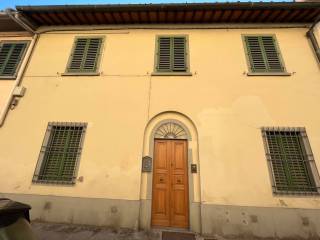 Casa indipendente in vendita a firenze via giampaolo orsini, 36