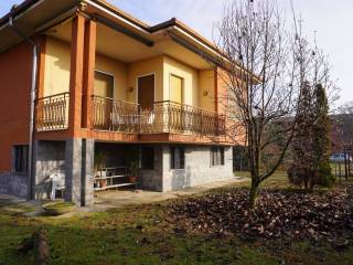 Villa in in vendita da privato a cilavegna via montegrappa, 20