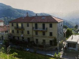 Casa indipendente all'asta a sant'olcese 