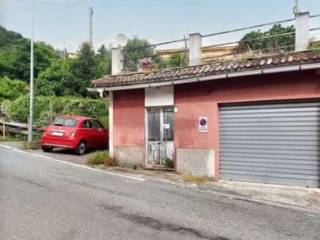 Posto auto in vendita a sant'olcese frazione vicomorasso - via achille grandi, 1