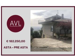 Villa all'asta a sezze via villa petrara