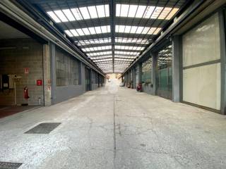 Magazzino in affitto a brescia via triumplina, 148