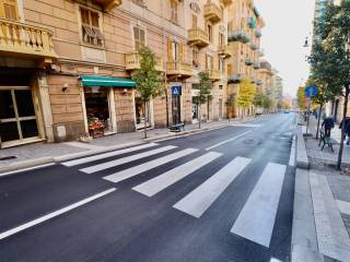 Negozio in vendita a genova viale carlo canepa