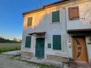 Casa indipendente in vendita a roncoferraro via po, 5