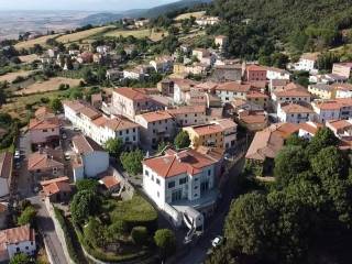 Appartamento in vendita a castellina marittima via della repubblica