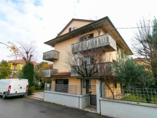 Casa indipendente in vendita a forlì via bartolomeo chellini, 3