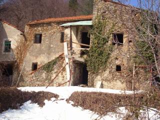 Rustico in vendita a quiliano via verne