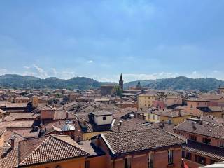 Attico in vendita a bologna via luigi carlo farini