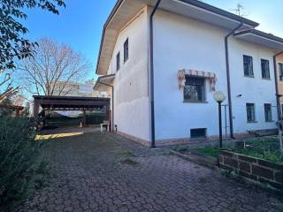 Villa in vendita a san possidonio via rodolfo morandi