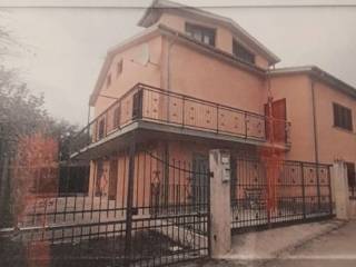 Villa in in vendita da privato a l'aquila via collevernesco