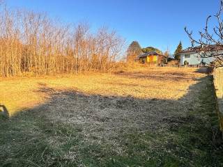 Terreno residenziale in vendita a borgomanero via santa cristinetta