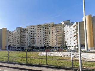 Appartamento in vendita a taranto piazza sandro pertini, 17