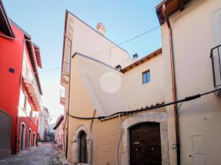 Appartamento in vendita a l'aquila via sant'antonio pinto, 12