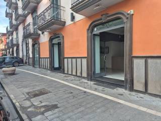 Negozio in affitto a casalnuovo di napoli corso umberto i, 319