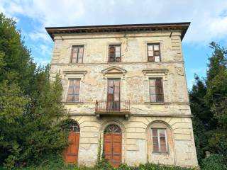 Villa in vendita a lucca via pisana