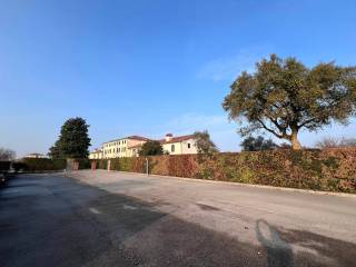 Villa bifamiliare in vendita a vicenza strada ponte dei carri