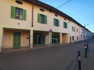 Negozio in vendita a casaletto ceredano via guglielmo marconi