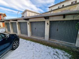 Garage in affitto a ivrea via circonvallazione, 98