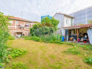 Terreno residenziale in vendita a bresso via giulio centurelli, 22