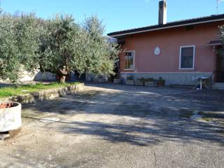 Casa indipendente in vendita a mezzane di sotto via san cassiano, 52