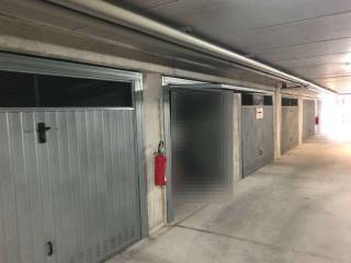 Garage in vendita a stezzano via zanica