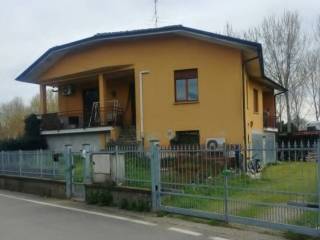 Casa indipendente all'asta a spino d'adda via vacchelli, 12