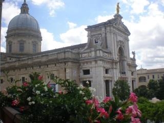 Appartamento in affitto ad assisi via protomartiri francescani