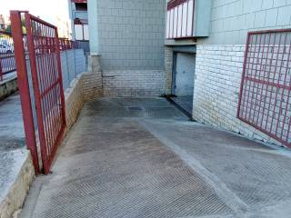 Garage in affitto ad acquaviva delle fonti via gioacchino rossini, 14