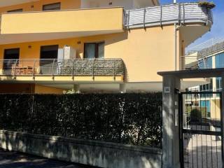 Appartamento in in vendita da privato a pinerolo via bertairone, 35