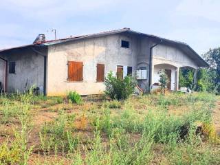 Villa bifamiliare in vendita a sarzana 