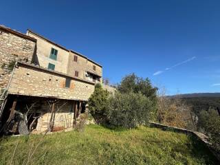 Casa indipendente in vendita a calvi dell'umbria via delle rocche, 21