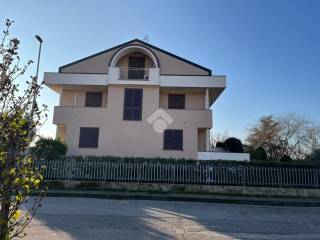 Villa a schiera in vendita a novara via delleani, 4