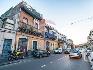 Negozio in affitto a catania 