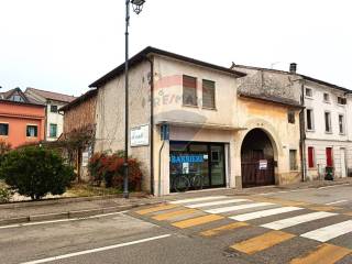 Casa indipendente in vendita a moriago della battaglia via roma, 18