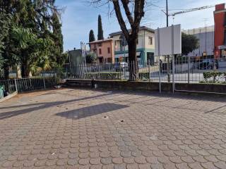 Posto auto in affitto a desenzano del garda viale giuseppe motta, 40