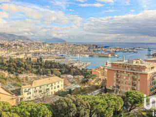 Appartamento in vendita a genova via mura degli angeli